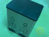 室內腳踏式分類不銹鋼垃圾桶圖片