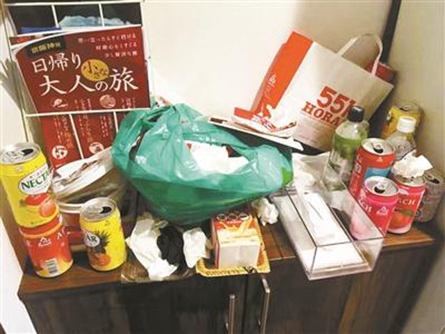 日本嚴(yán)格垃圾分類未入桶游客亂扔被曝光 日本嚴(yán)格垃圾分類未入桶游客亂扔被曝光
