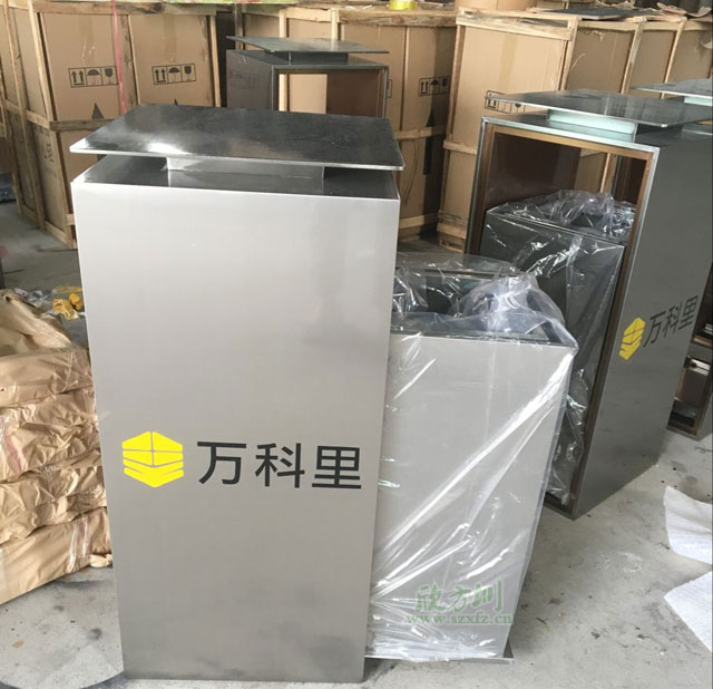 廣東地產(chǎn)采購(gòu)滑軌式室內(nèi)不銹鋼垃圾桶