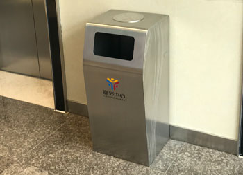室內(nèi)商場電梯不銹鋼垃圾桶主圖